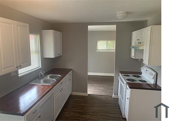 4th image of 2516 12th St
