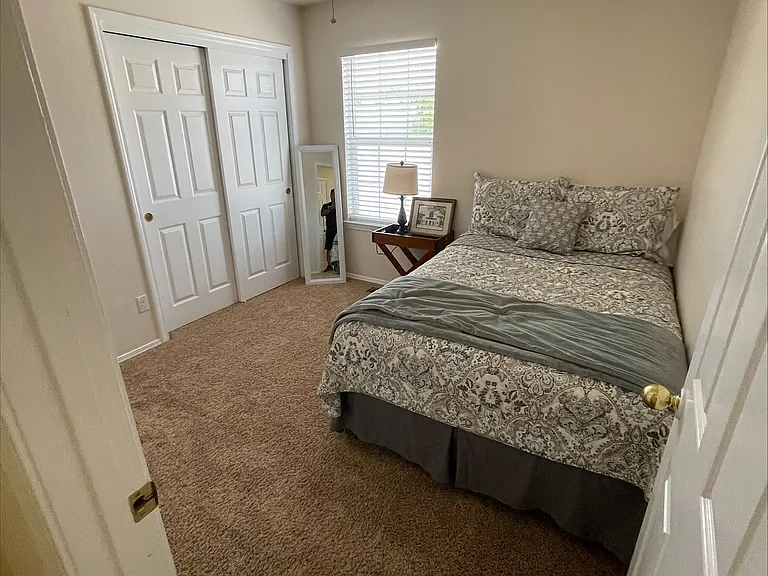7412 Peregrine Rd NE — Photo 20