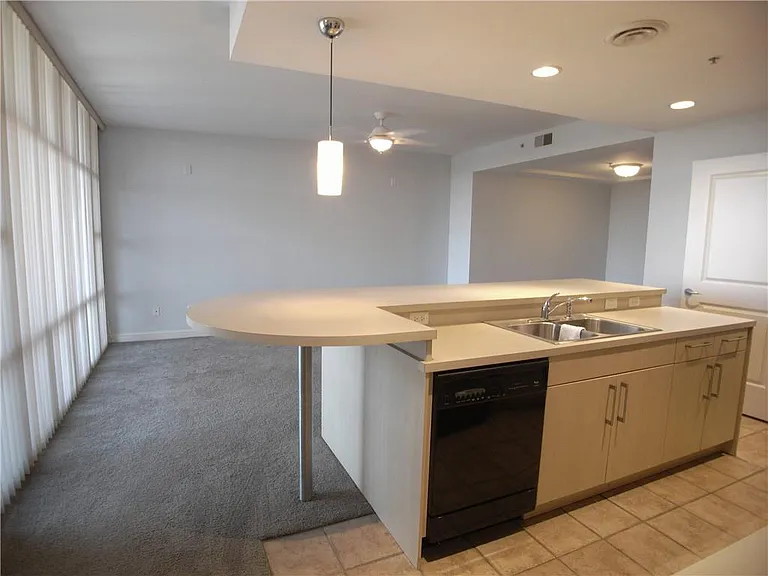 250 Park Avenue West NW #NW-712-712 — Photo 11