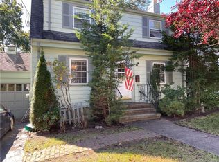 71 Dessa Dr, Hamden, CT 06517