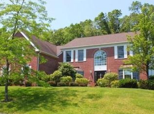 26 Long Dr, Westborough, MA 01581