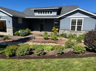 870 Mountaingate Dr, Springfield, OR 97478