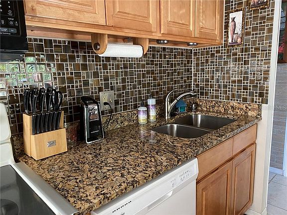 5th image of 171 Seaport Blvd #T34