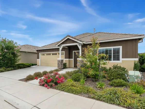 912 Hogan Rd, Galt, CA 95632