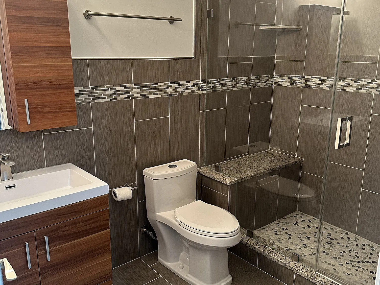 1 bed, 1350 sqft, $1,700 — Photo 2