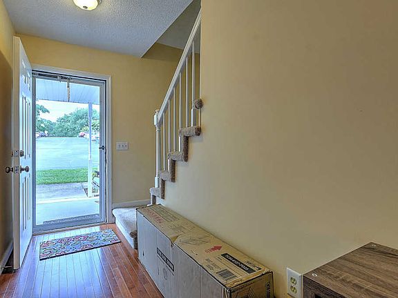 4th image of 101 Milton Ct Unit 101