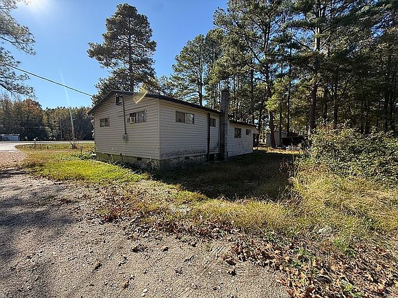 5th image of 2715 Highway 9 W