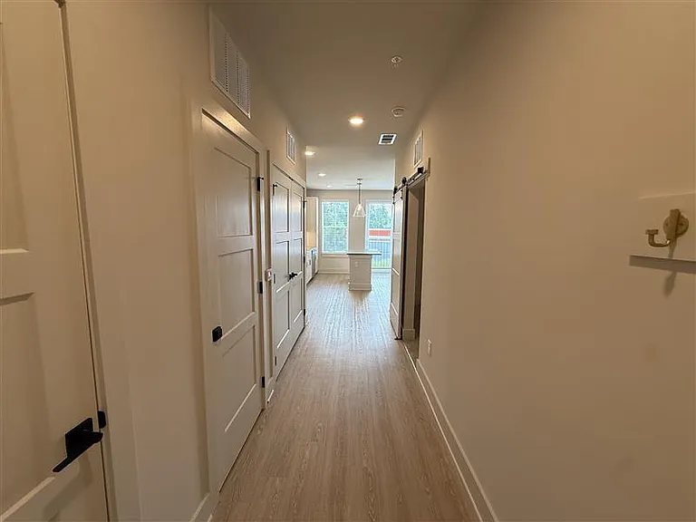 District on the Etowah Apartments — Photo 109