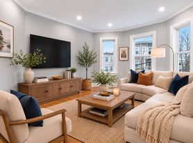 29 East St, Dorchester, MA