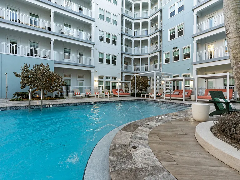 Gables Baldwin Park — Photo 15