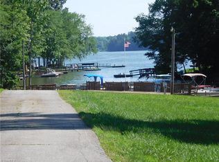 121 River Country Rd, Salisbury, NC 28146