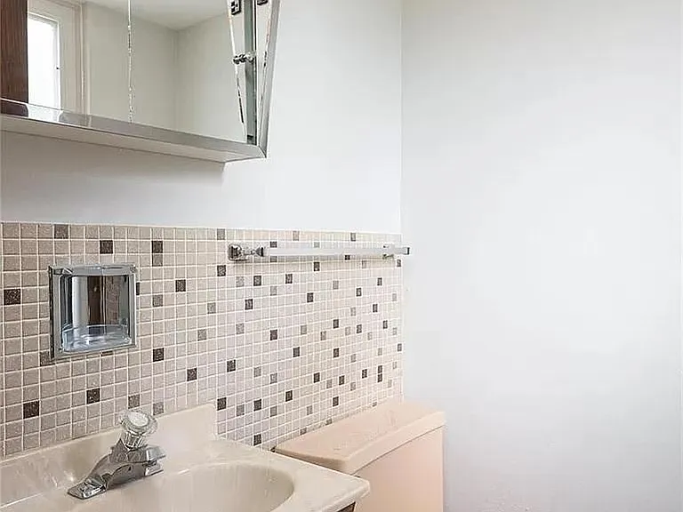 826 Judson Manor Dr — Photo 16