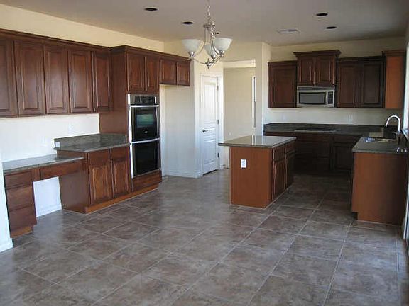 4th image of 41896 W Centennial Drive