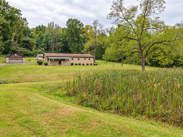 398 Moccasin Hollow Rd, Mount Pleasant, PA 15666