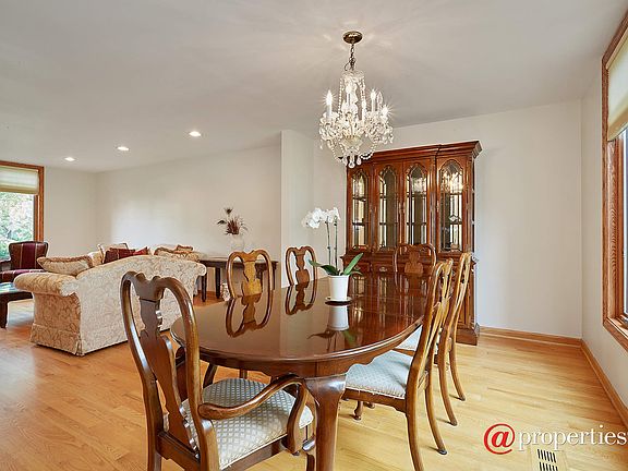 Living Room / Dining Room