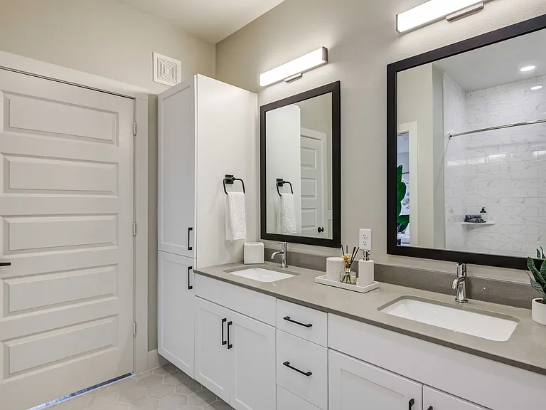 The Huntley — Photo 15