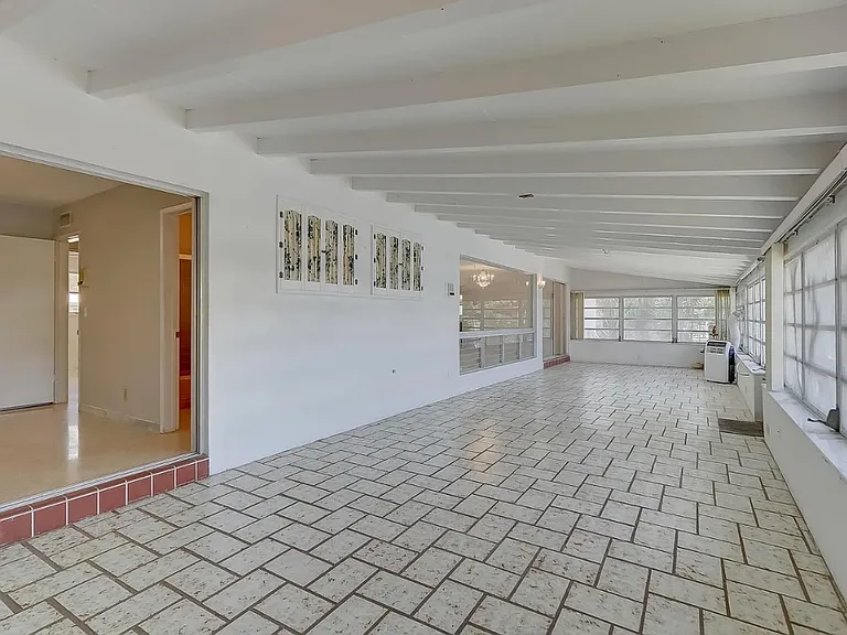 2041 Coral Reef Dr — Photo 37
