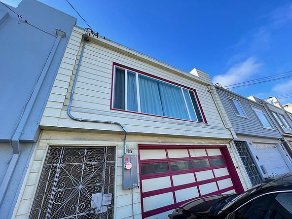 4th image of 286 1st Ave