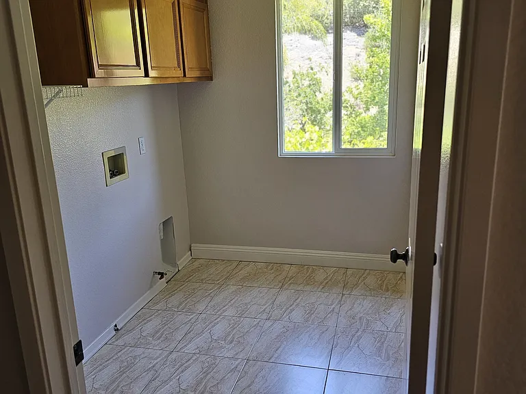 233 Canyon Creek Way — Photo 29