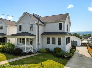 108 5th St, Olyphant, PA 18447