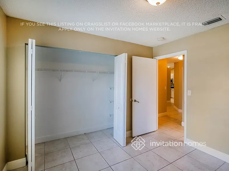 6249 Island Way — Photo 12