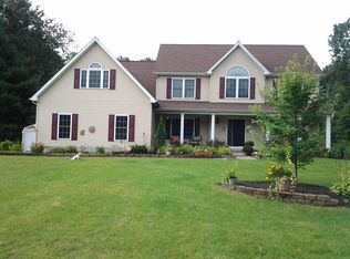 14 Oakwood Ct, Ballston Spa, NY 12020