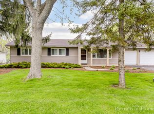 2N537 Pearl Ave, Glen Ellyn, IL 60137