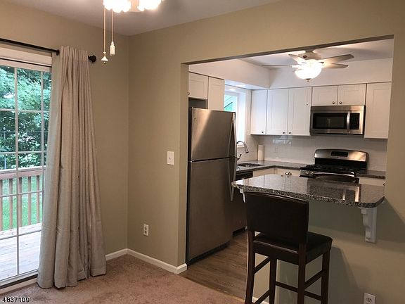 4th image of 78 Village Dr #607