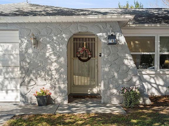 2nd image of 6333 Aberdeen Ave