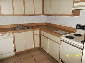 4th image of 1720 NW North River Dr APT 301