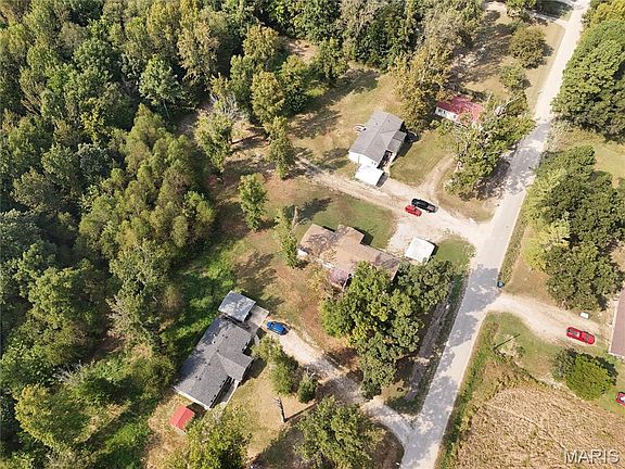 2nd image of 897 County Road 605