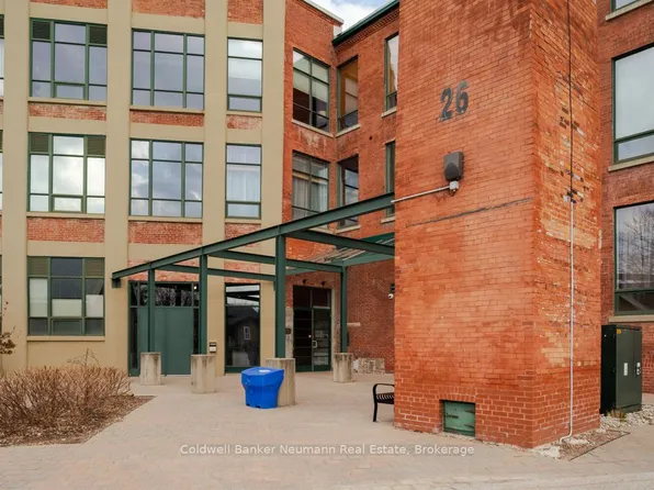 26 Ontario St #221, Guelph, ON N1E 7K1