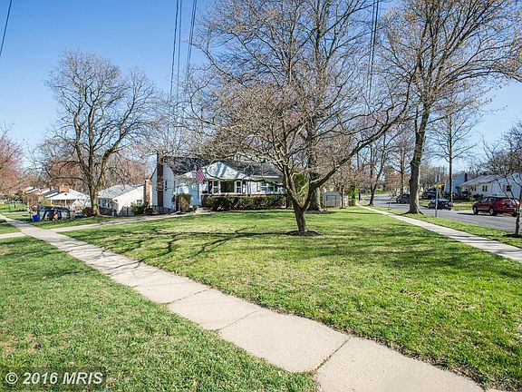2nd image of 315 Edmonston Dr