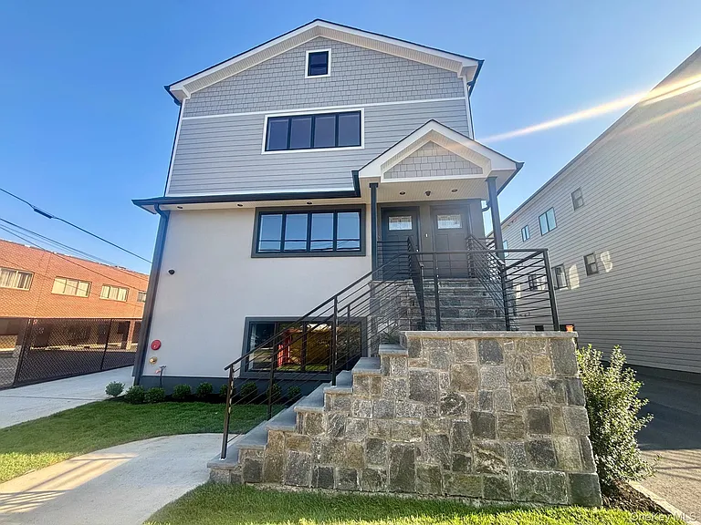 159 Harrison Ave #C — Photo 1