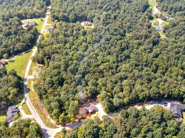115 Dale Ln, Dover, TN 37058