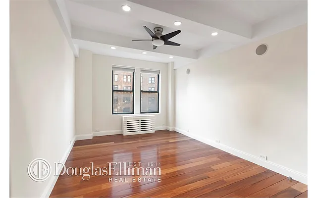 Rented by Douglas Elliman | media 25