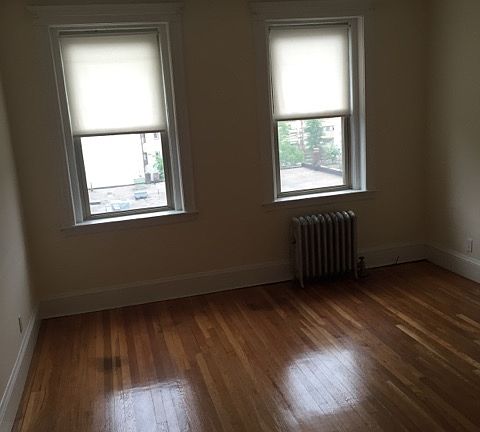 3rd image of 1616 Massachusetts Ave #2-014