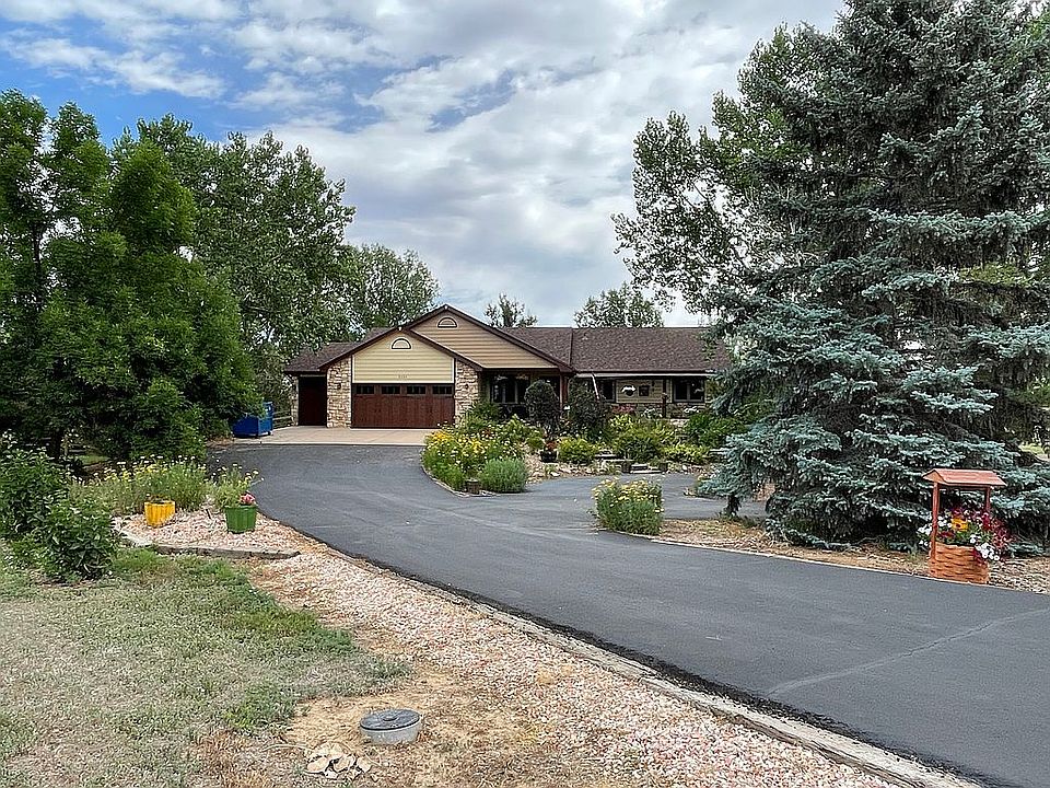 Sprawling custom ranch