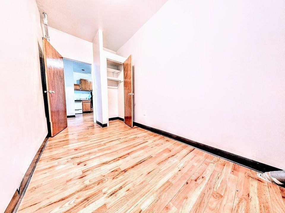 2nd image of 328 E 14th St #2C