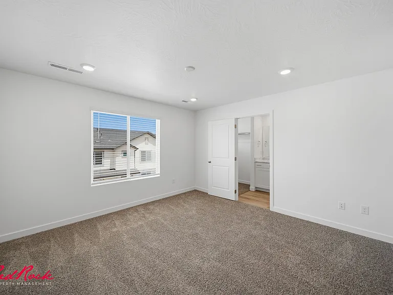 2775 E Rushpink Ln — Photo 23