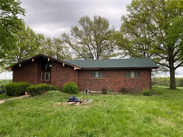 16421 Plattsburg Rd, Kearney, MO 64060
