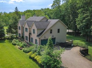 243 Horseneck Rd, Fairfield, NJ 07004