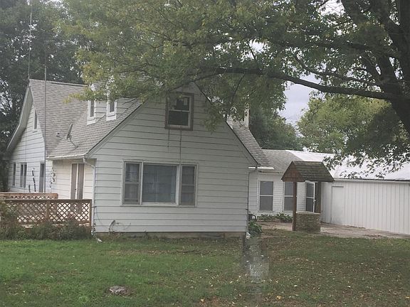 3rd image of 1089 290th Ave