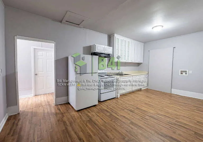 1645 Vinson Hwy SE — Photo 8