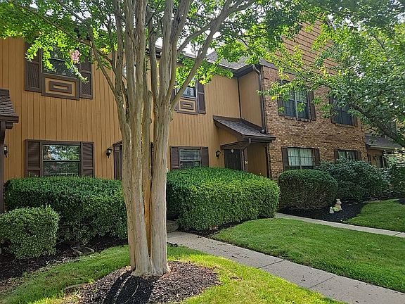 3rd image of 16 Adele Ct