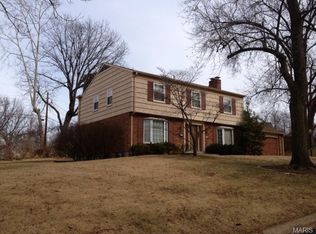 21 Wingfield Rd, Saint Louis, MO 63122