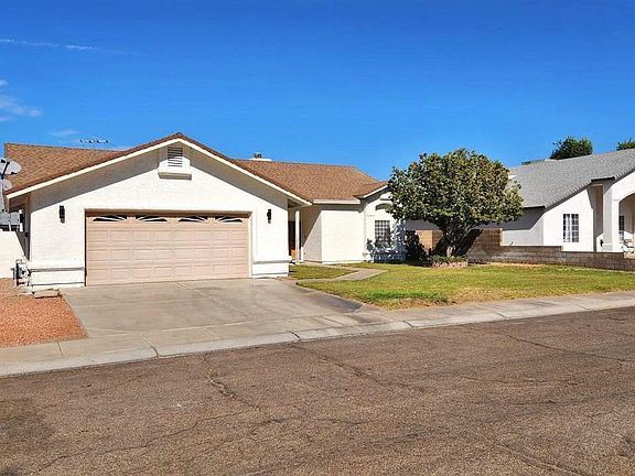2nd image of 10570 E 38th Pl