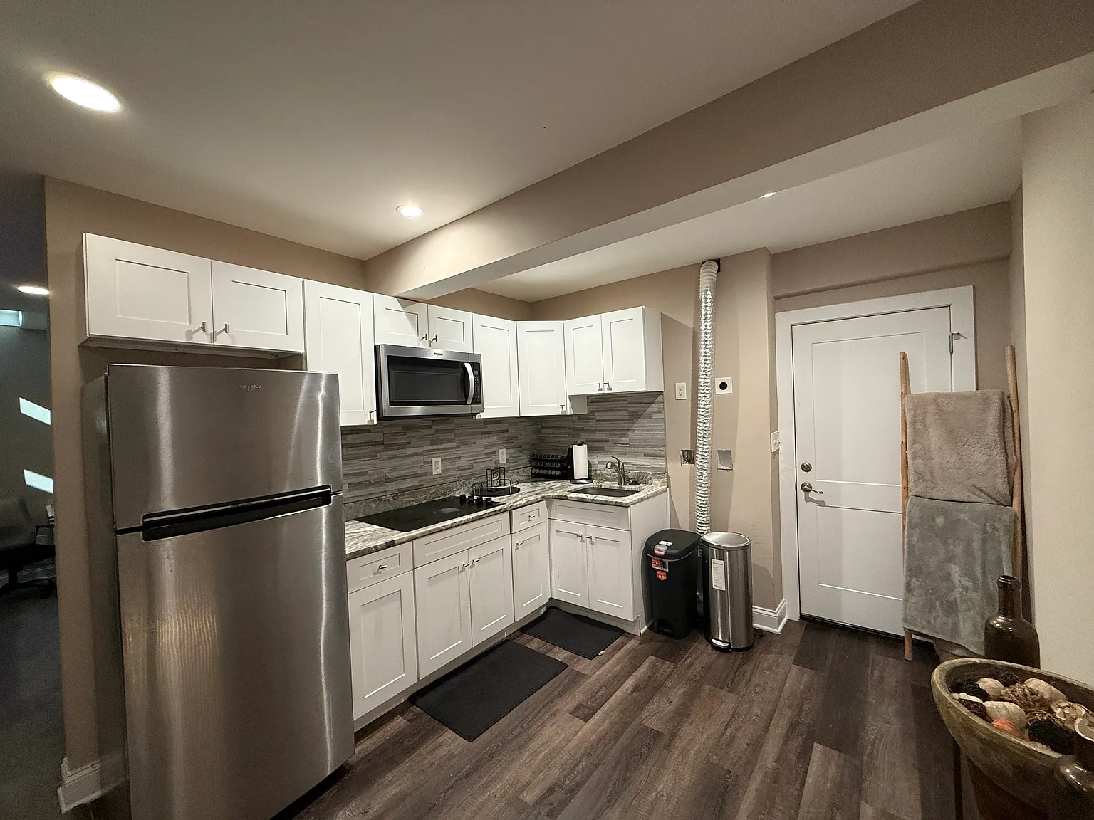 1 bed, 600 sqft, $1,700 — Photo 3
