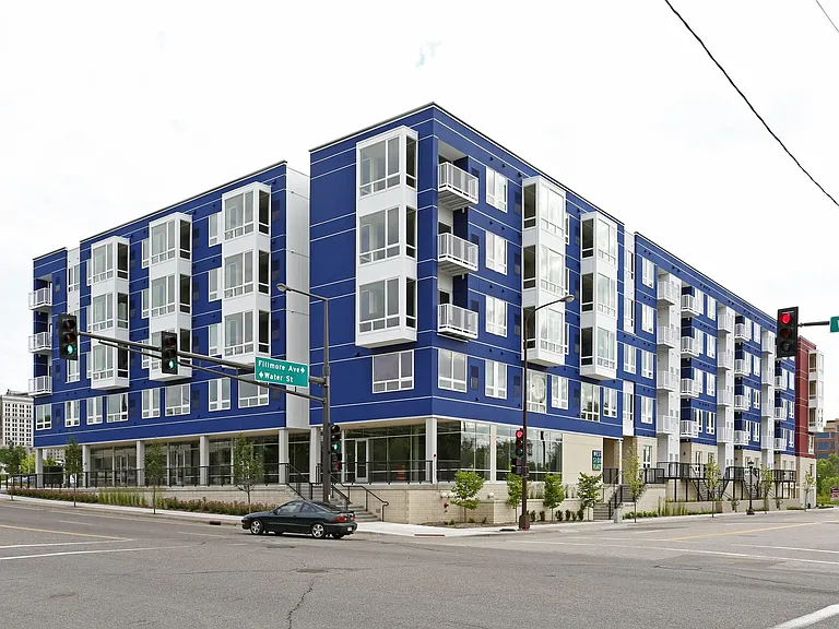West Side Flats — Photo 1