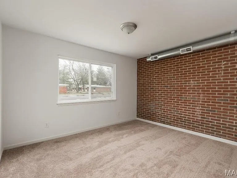 464 Hill Drive Ct — Photo 8